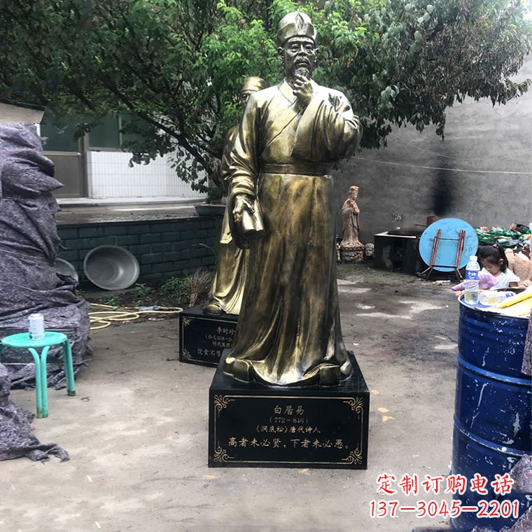 杭州白居易仿铜雕像经典中国古代诗人的艺术再现