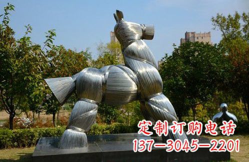 杭州不锈钢草扎马雕塑艺术精彩绽放