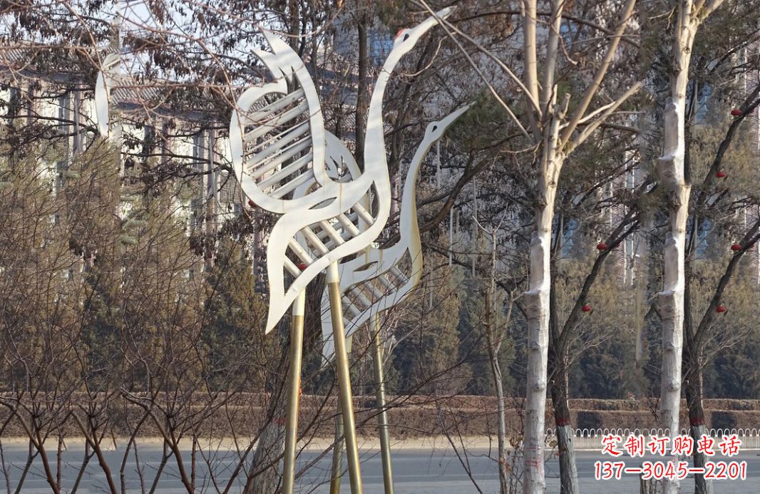 杭州不锈钢仙鹤雕塑精致的艺术之作