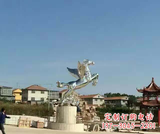 杭州不锈钢飞马雕塑象征勇气与美丽