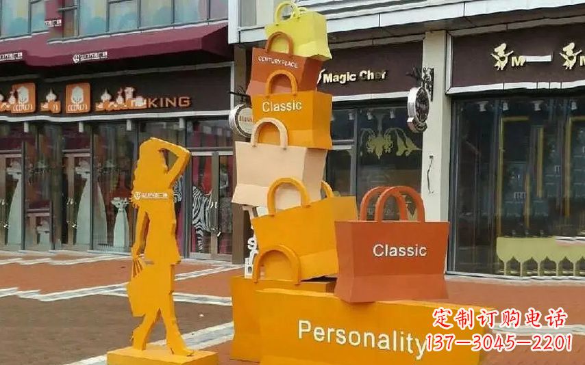 杭州街头景观购物袋雕塑