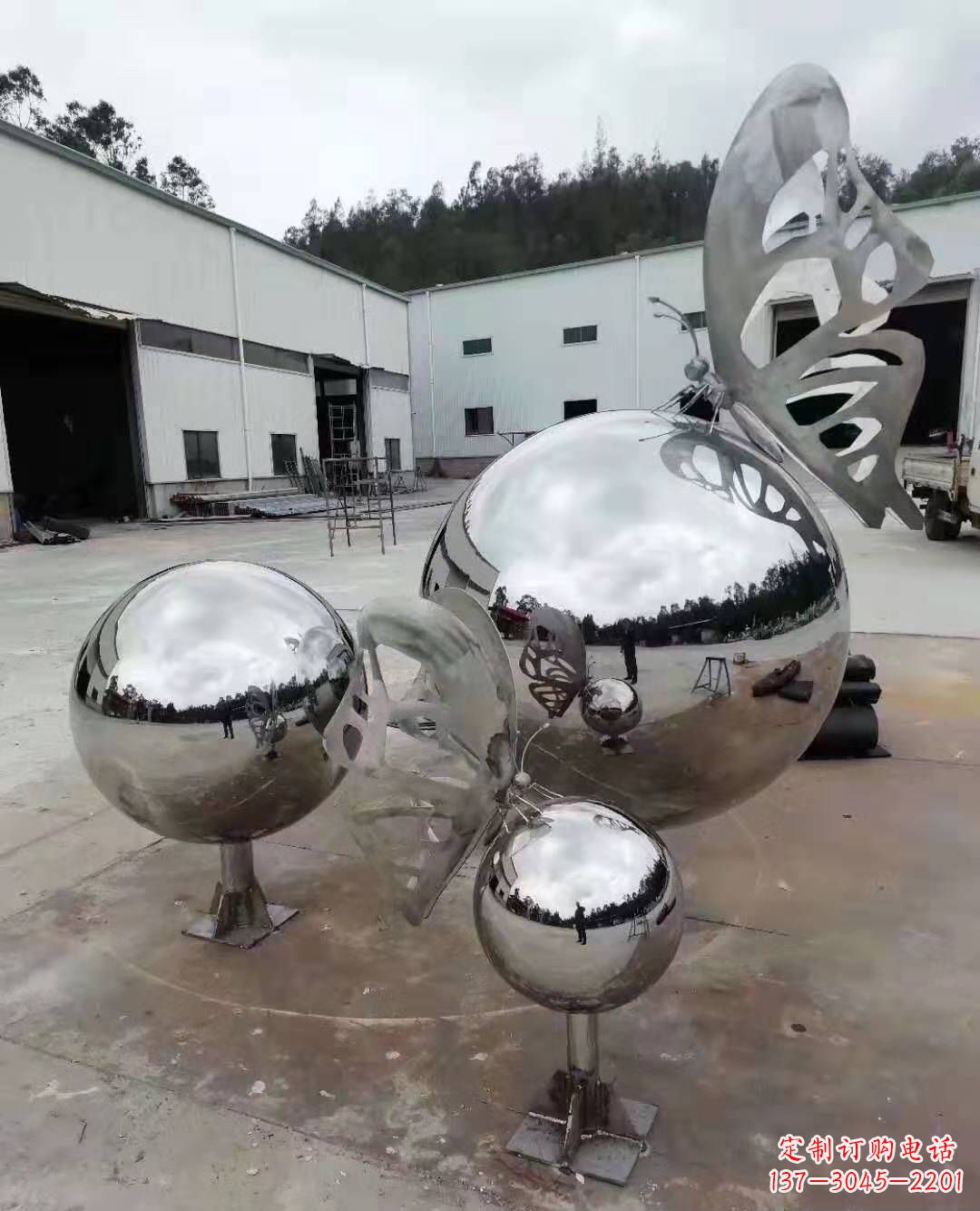 杭州不锈钢蝴蝶雕塑美丽而迷人