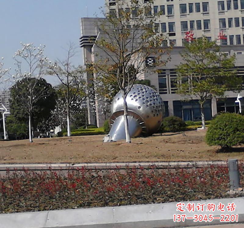 杭州不锈钢话筒雕塑简约而又具有现代感