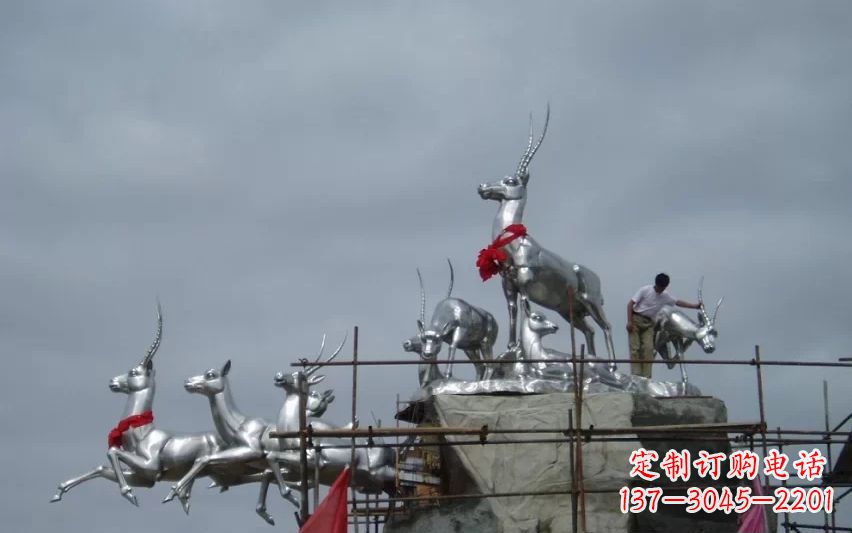 杭州不锈钢动物雕塑——美丽宁静的自然之美