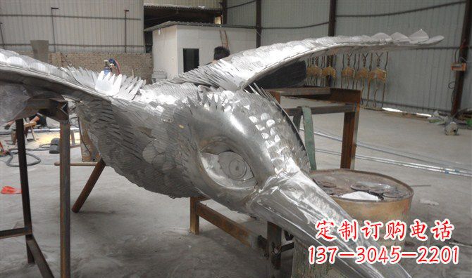 杭州不锈钢雄鹰展翅——自由之翼的象征