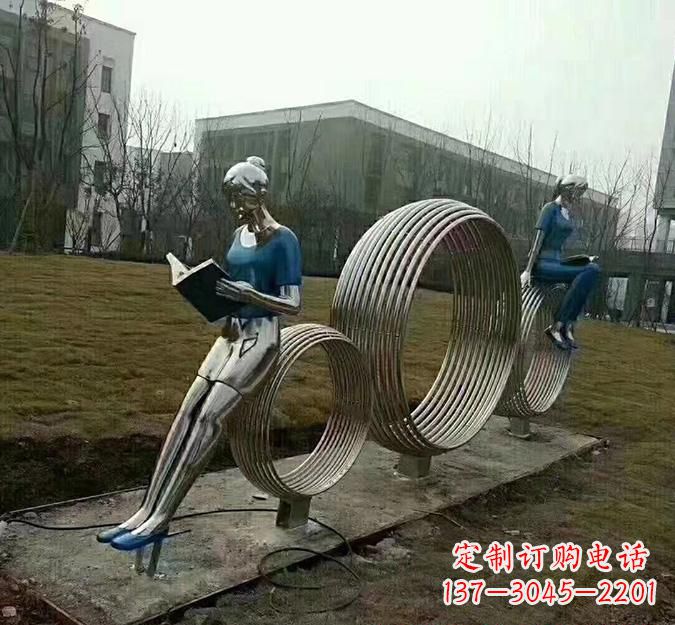 杭州圆环读书人雕塑
