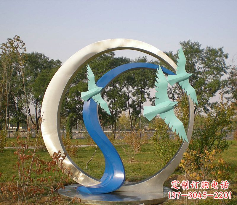 杭州不锈钢圆环雕塑精致而优雅