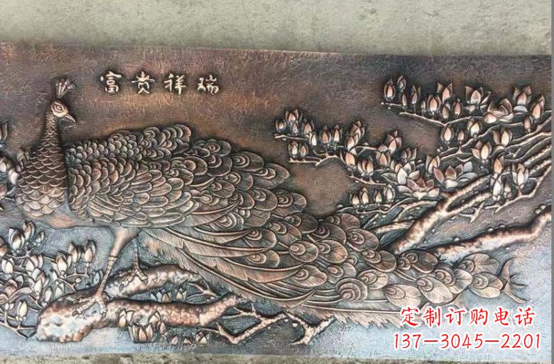 杭州精美锻铜孔雀雕塑