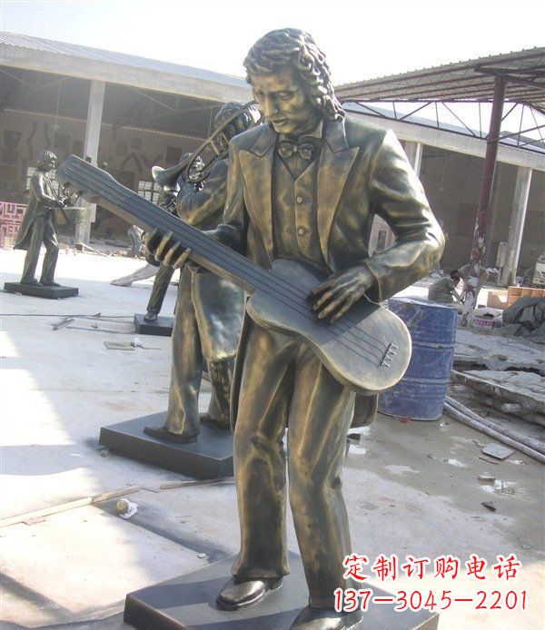杭州西方人物铜吉他雕塑