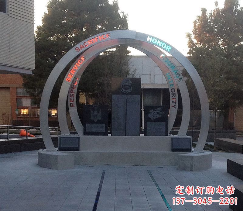 杭州创意无限的不锈钢圆环雕塑