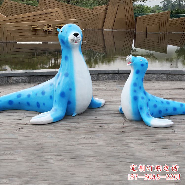 杭州海豹玻璃钢卡通雕塑——展现优雅的豹纹完美艺术