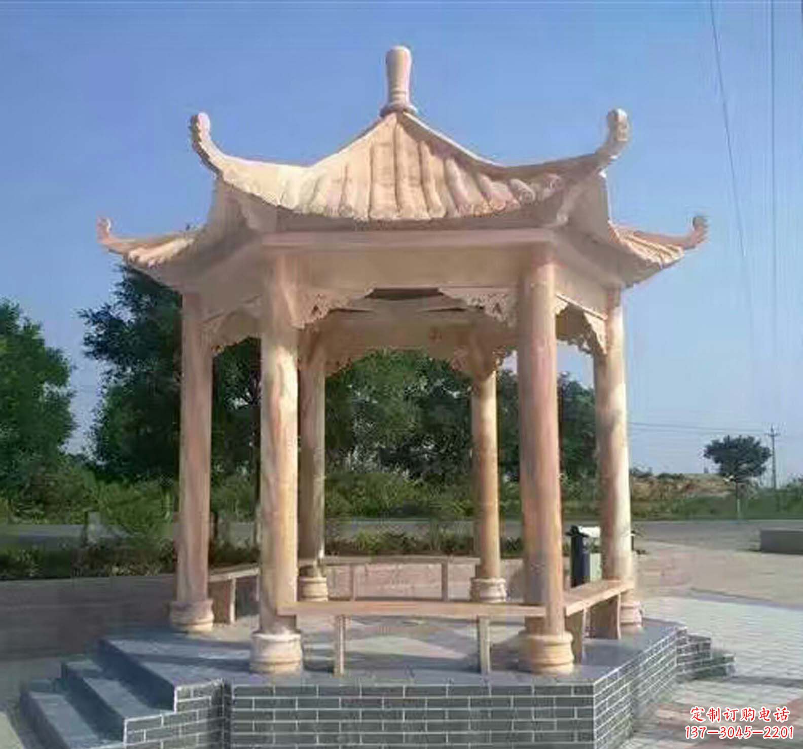 杭州晚霞红公园景观凉亭