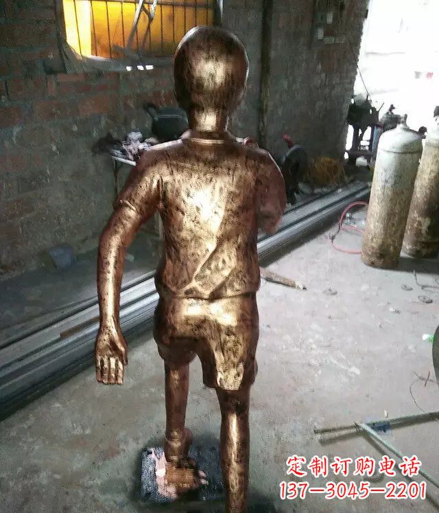 杭州小孩跑步公园人物铜雕 (2)