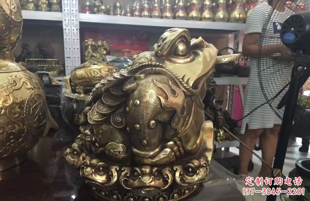 杭州招财金蟾动物铜雕