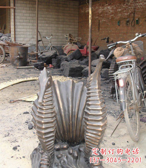 杭州铸铜海马小区动物铜雕