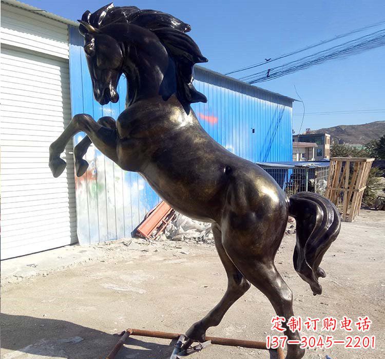 杭州铸铜立马